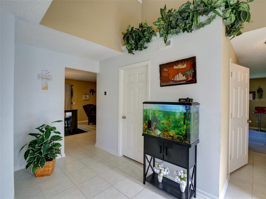 121 West Fiesta Key Loop DeLand, FL 32720 - Photo 7 of 41