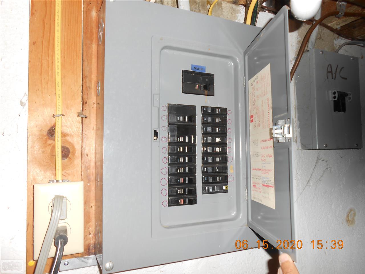 32346 Kelly Road Roseville, MI 48066 - Photo 11 of 15 Gallery Image 11