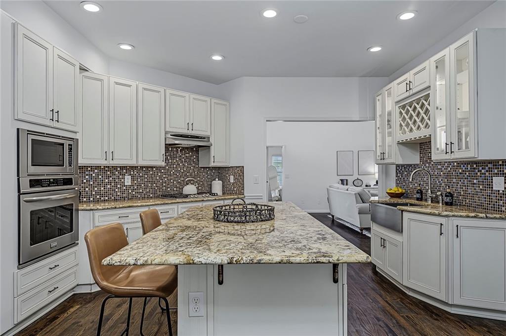 1509 Shadow Ridge Circle Woodstock, GA 30189 - Photo 14 of 56