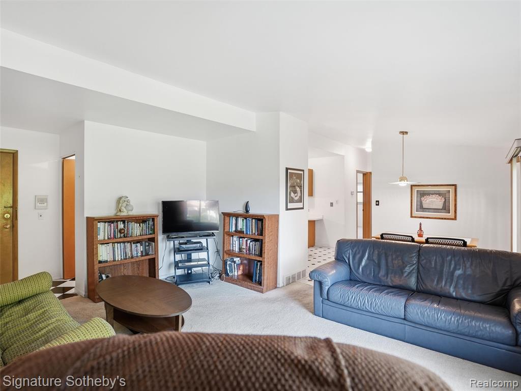 1245 Derby Road, Unit 7 Birmingham, MI 48009 - Photo 13 of 25