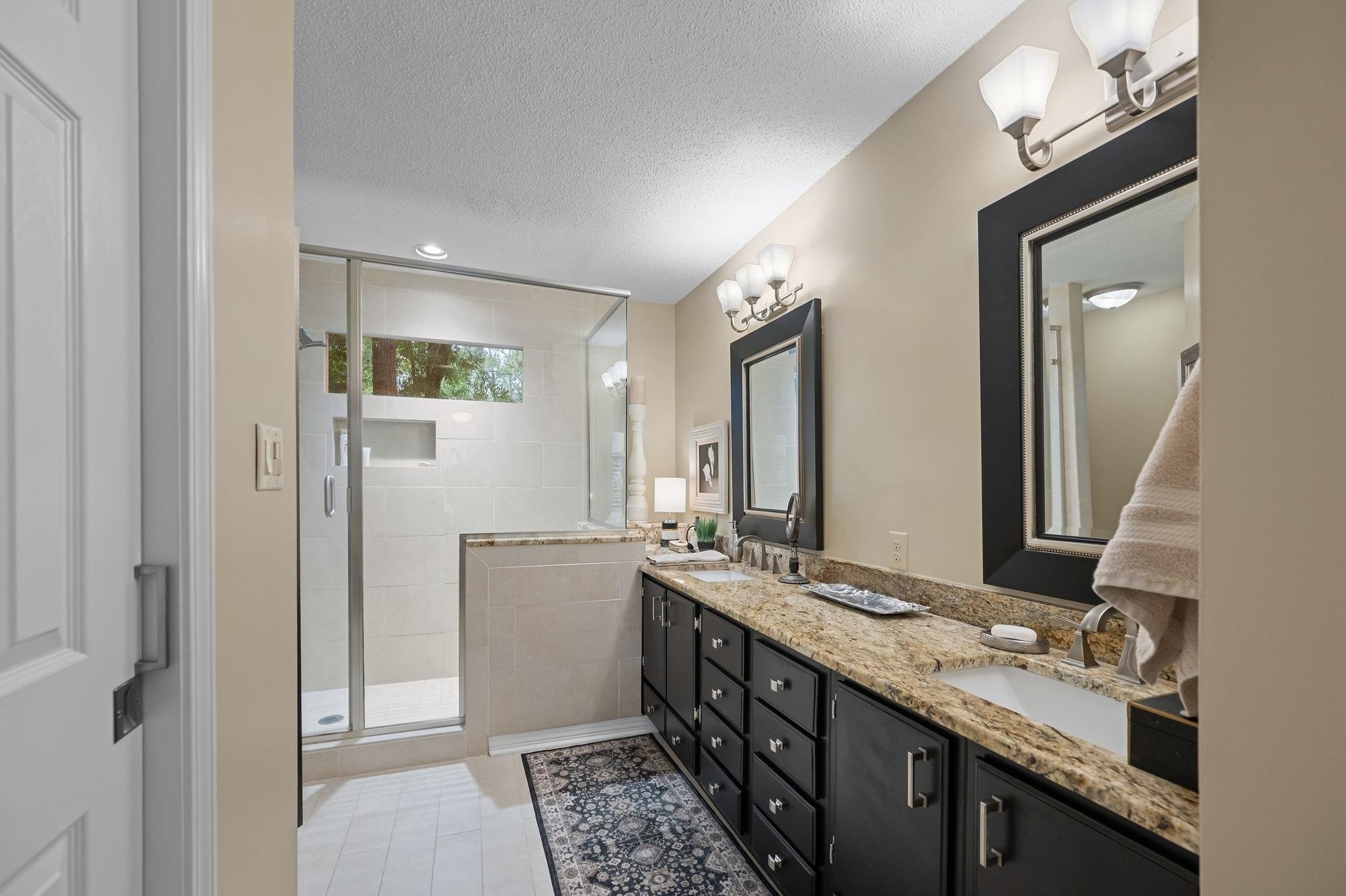 510 Ridgewood Drive Daphne, AL 36526 - Photo 23 of 51 Bathroom