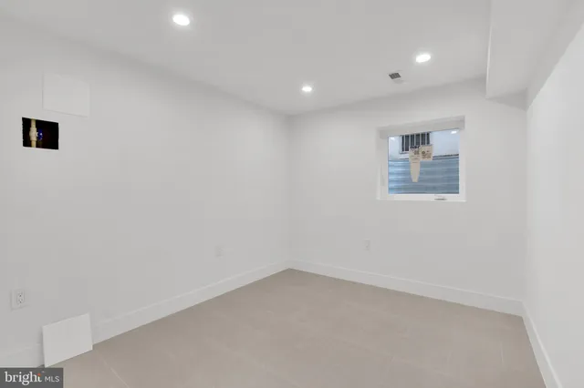 a view of empty room