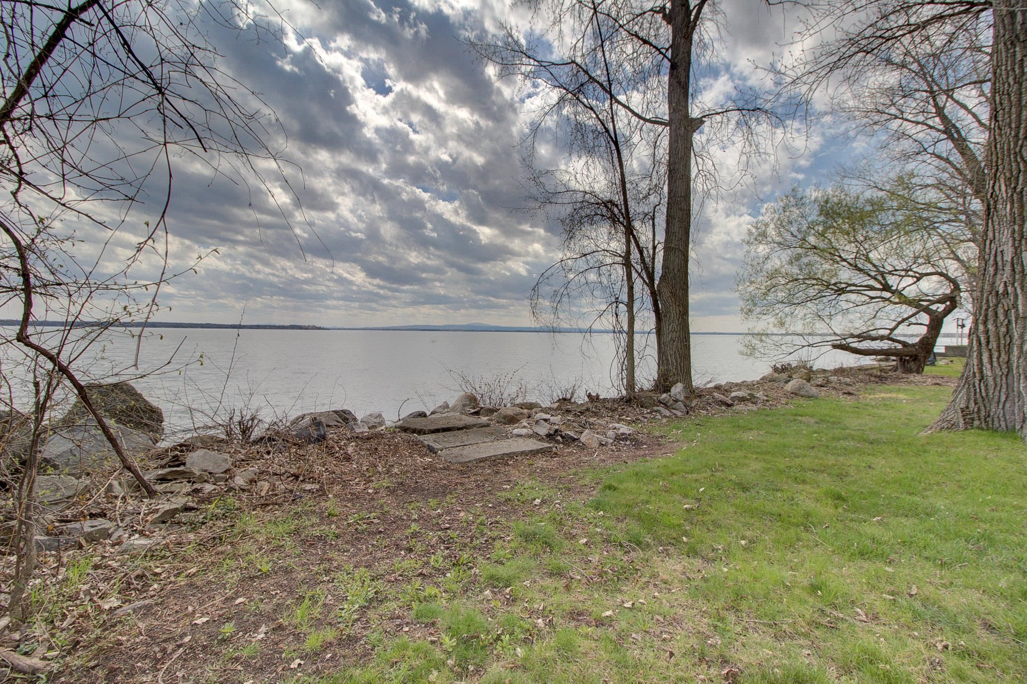 23 Mud Point South Alburgh, VT 05440 - Photo 9 of 57