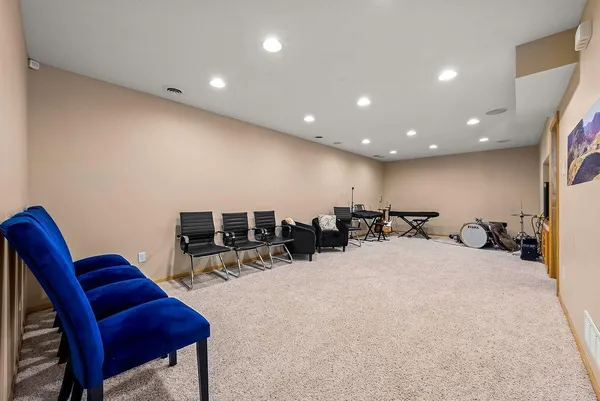 $515,000 | 12587 Goodhue Street Northeast, Blaine, MN 55449