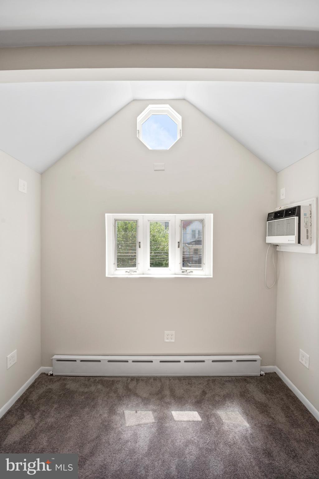 7027 Radbourne Road Upper Darby, PA 19082 - Photo 19 of 36