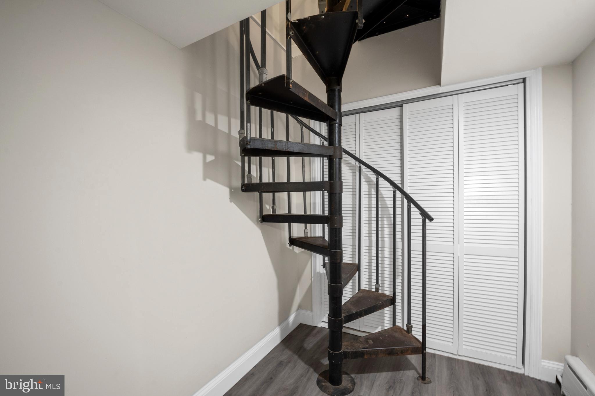 7027 Radbourne Road Upper Darby, PA 19082 - Photo 28 of 36