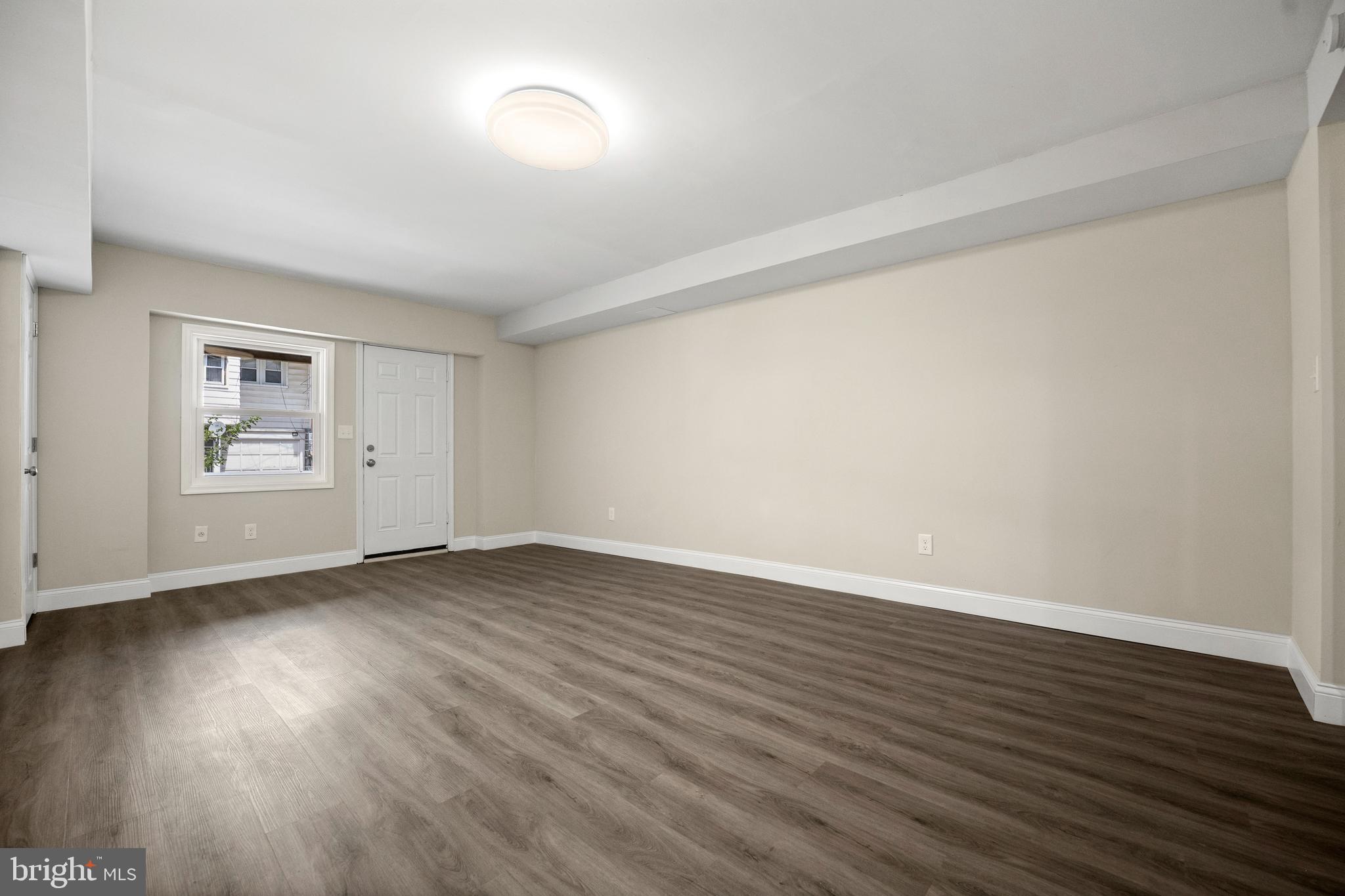 7027 Radbourne Road Upper Darby, PA 19082 - Photo 29 of 36