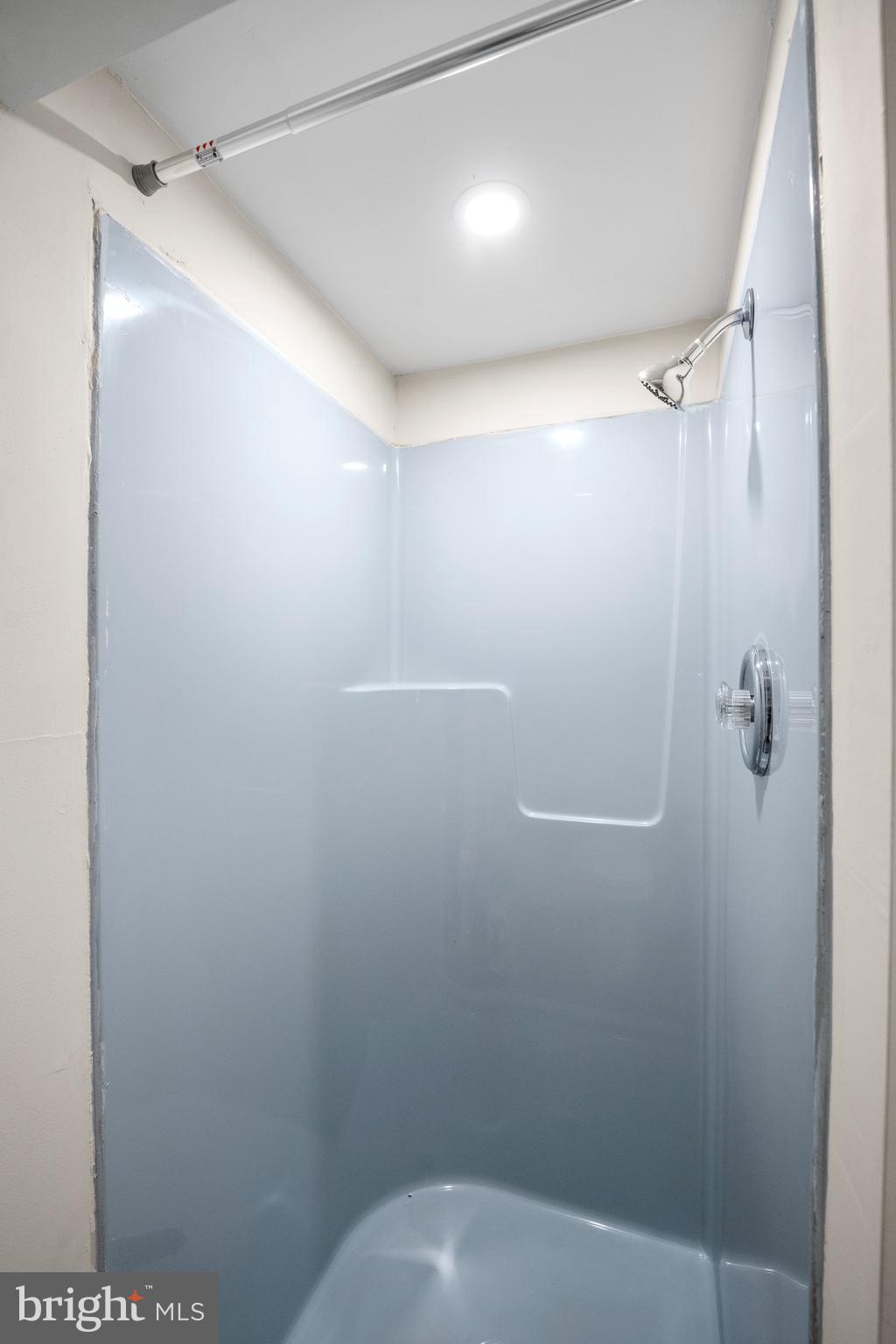 7027 Radbourne Road Upper Darby, PA 19082 - Photo 33 of 36