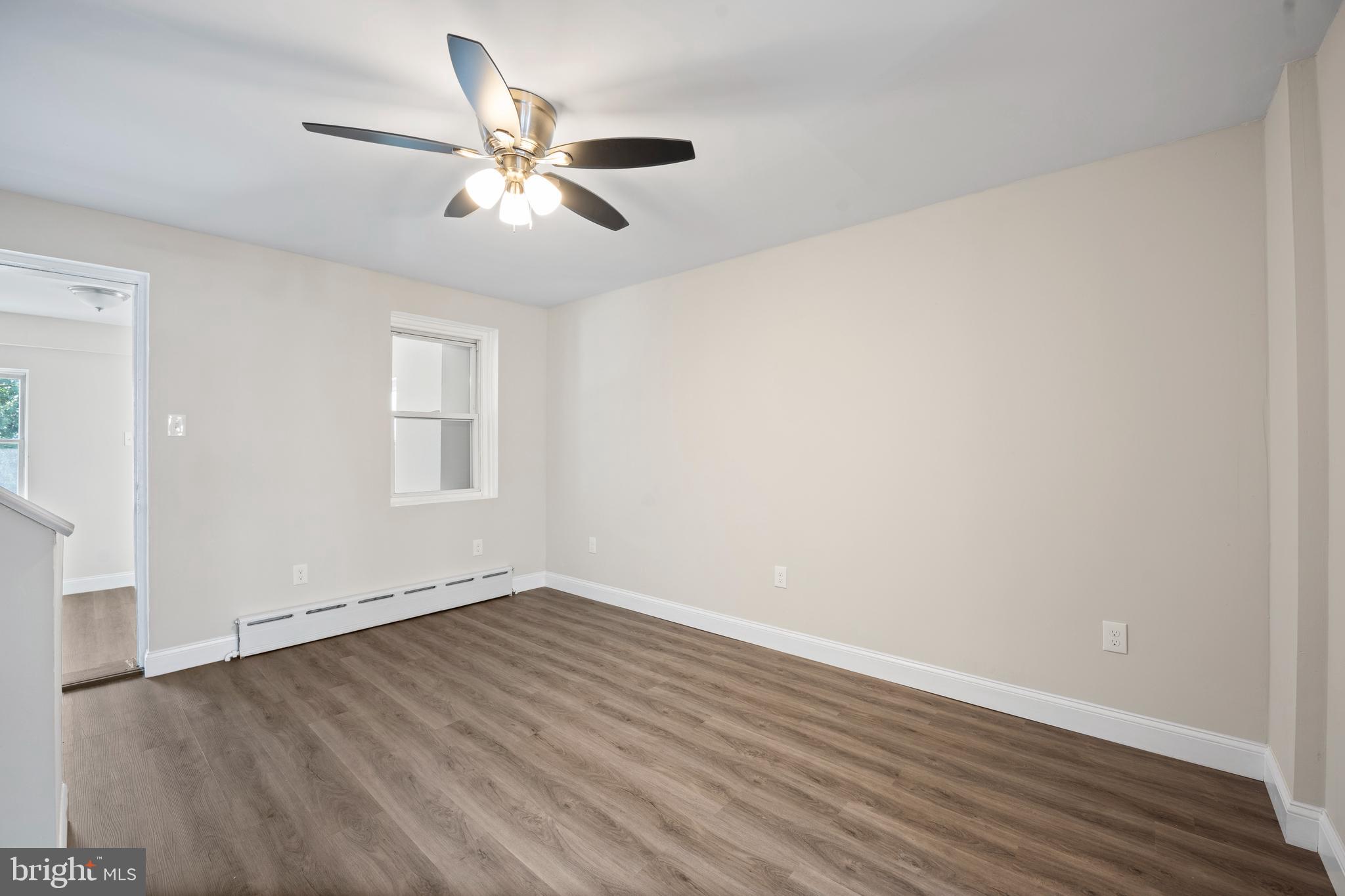 7027 Radbourne Road Upper Darby, PA 19082 - Photo 10 of 36