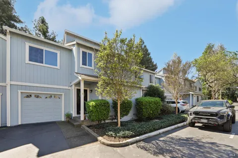 $629,000 | 6 Acorn Circle, Petaluma, CA 94952