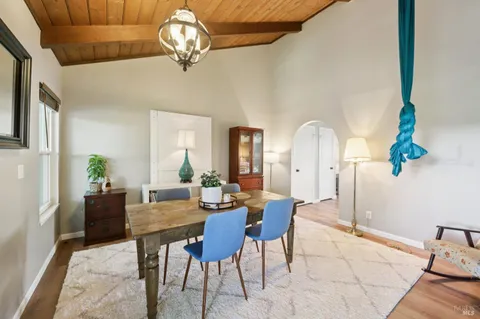 $629,000 | 6 Acorn Circle, Petaluma, CA 94952