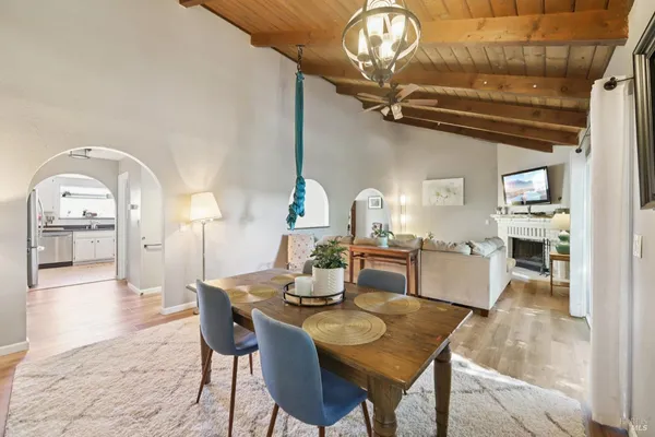 $629,000 | 6 Acorn Circle, Petaluma, CA 94952