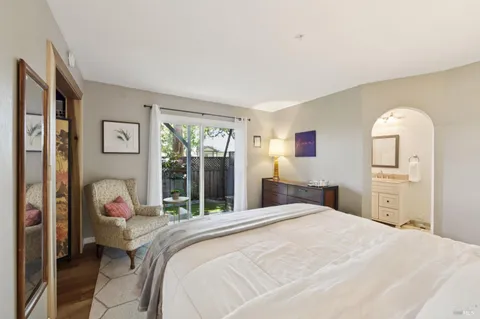 $629,000 | 6 Acorn Circle, Petaluma, CA 94952
