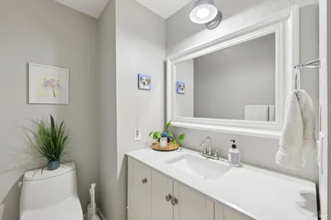 $629,000 | 6 Acorn Circle, Petaluma, CA 94952