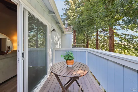 $629,000 | 6 Acorn Circle, Petaluma, CA 94952