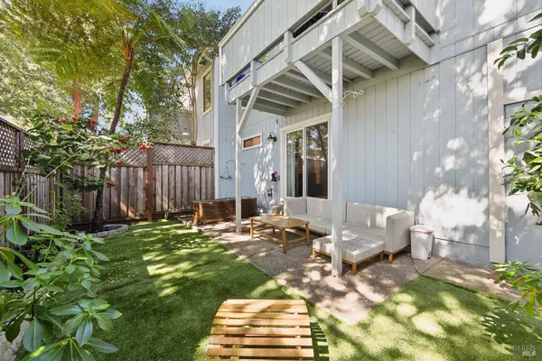 $629,000 | 6 Acorn Circle, Petaluma, CA 94952