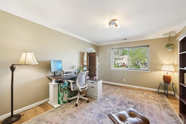 $629,000 | 6 Acorn Circle, Petaluma, CA 94952
