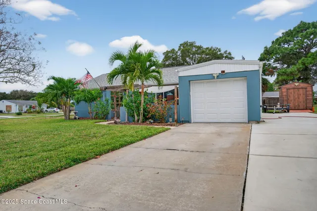 $279,000 | 1575 Creel Road Northeast, Palm Bay, FL 32905