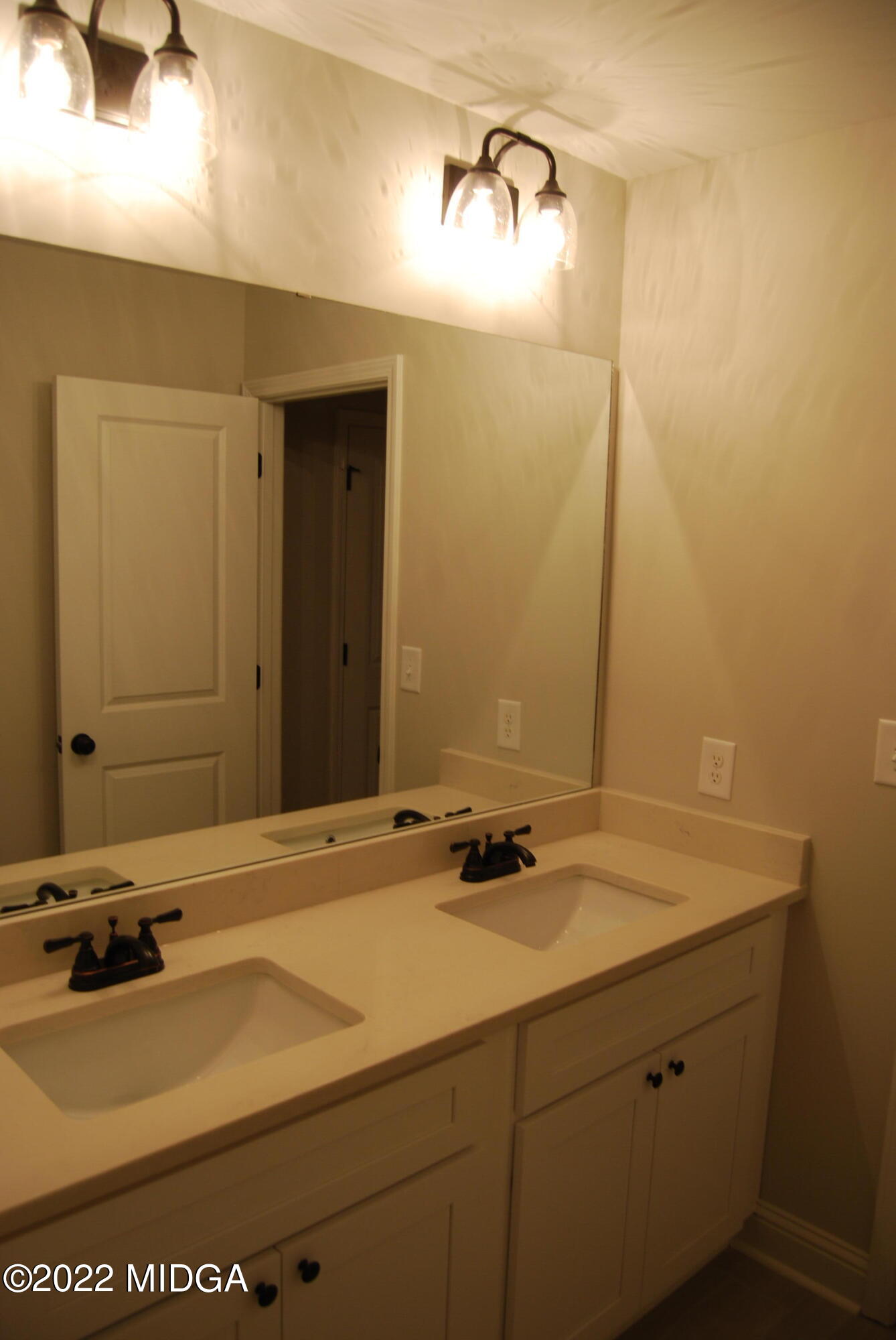 253 High Ridge Court Macon, GA 31220 - Photo 17 of 17 DSC_0016
