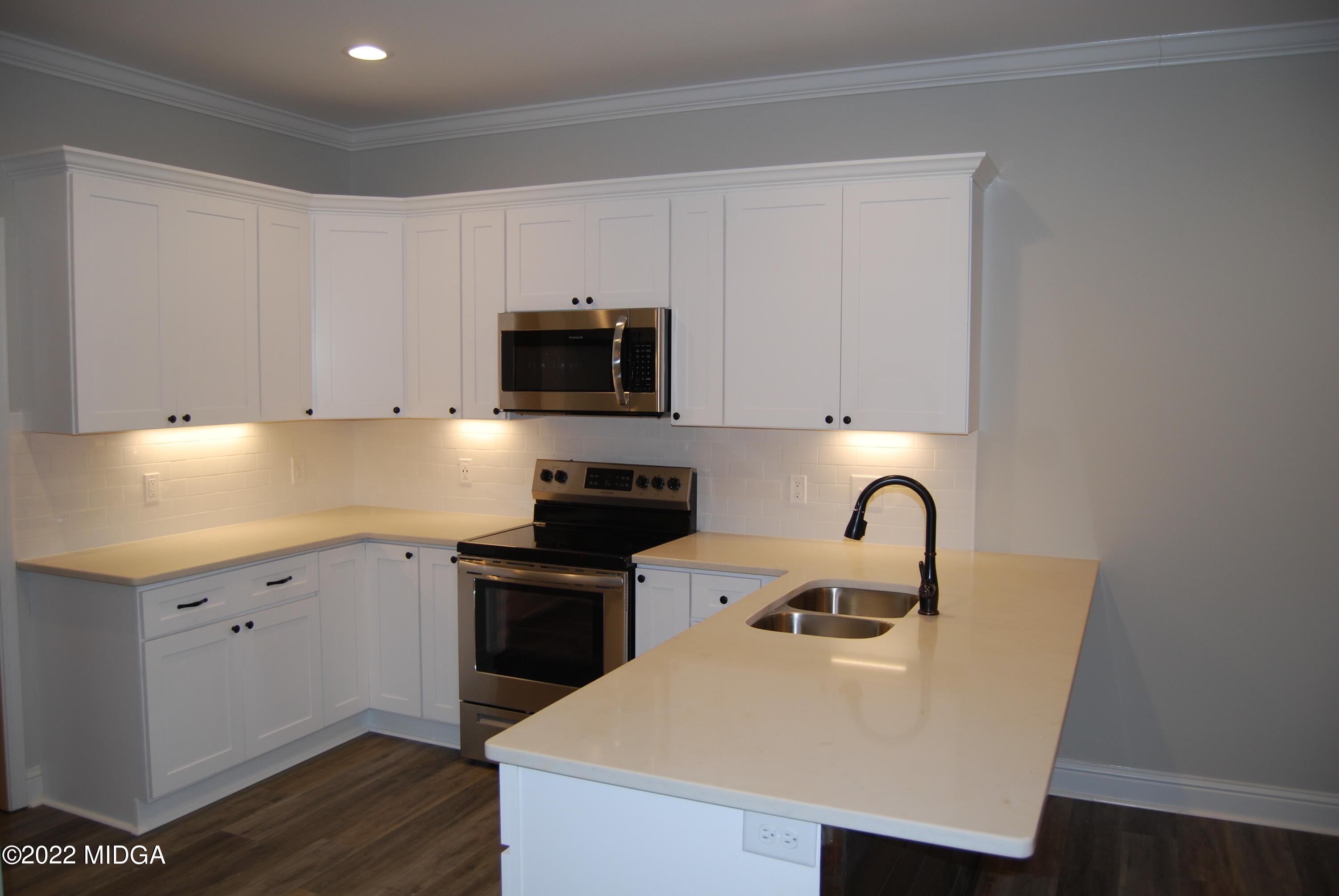 253 High Ridge Court Macon, GA 31220 - Photo 6 of 17 DSC_0005