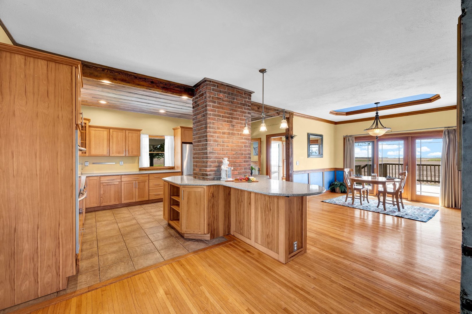 5664 Graff Road Minier, IL 61759 - Photo 6 of 47