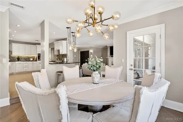 $669,000 | 182 Castlebrooke Lane, Amherst, NY 14221