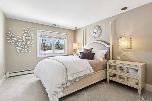 $669,000 | 182 Castlebrooke Lane, Amherst, NY 14221