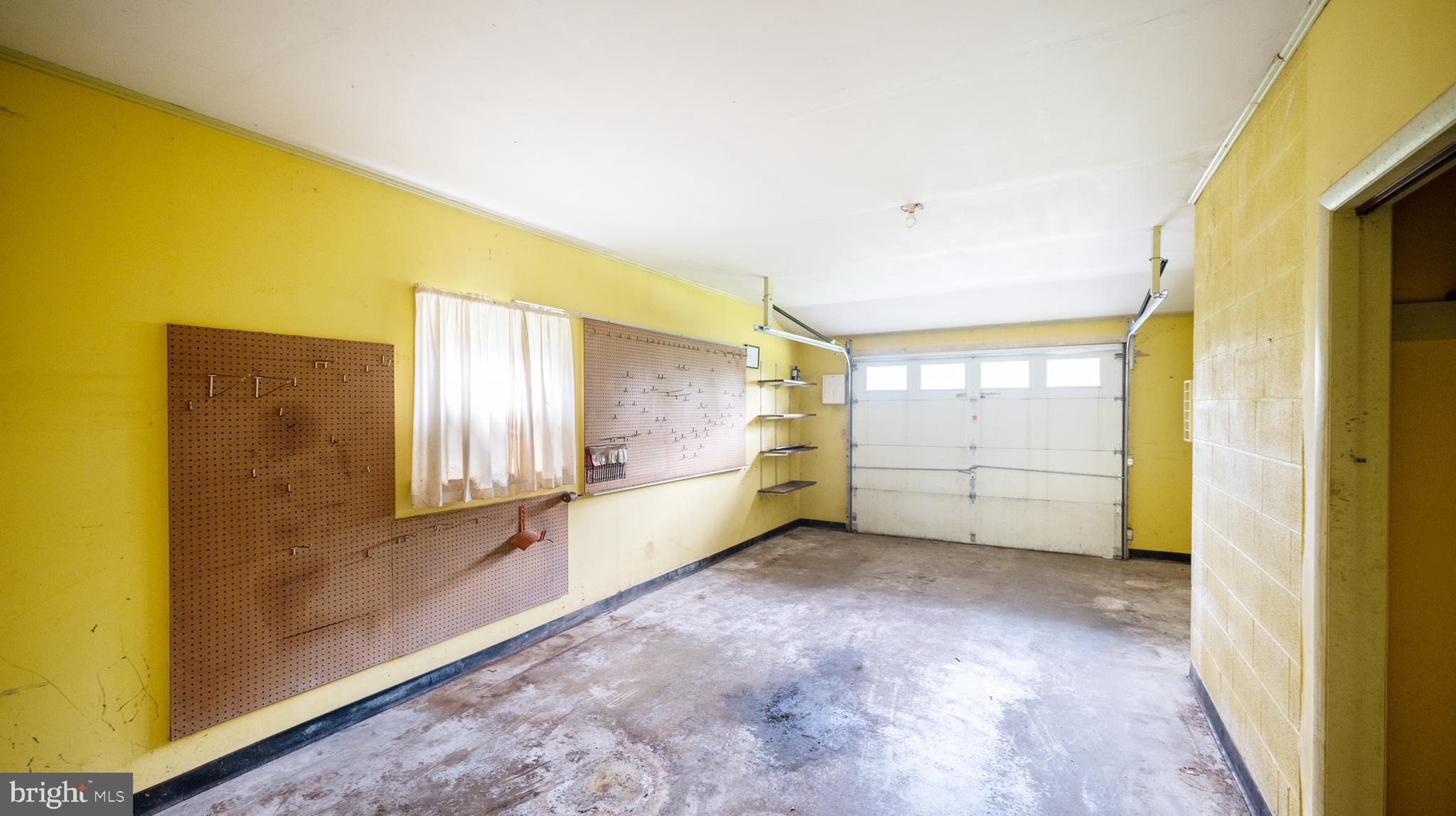 5995 Grove Hill Road Frederick, MD 21703 - Photo 24 of 34 GARAGE