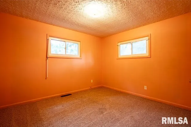 $124,999 | 603 South Maple Street, West Frankfort, IL 62896