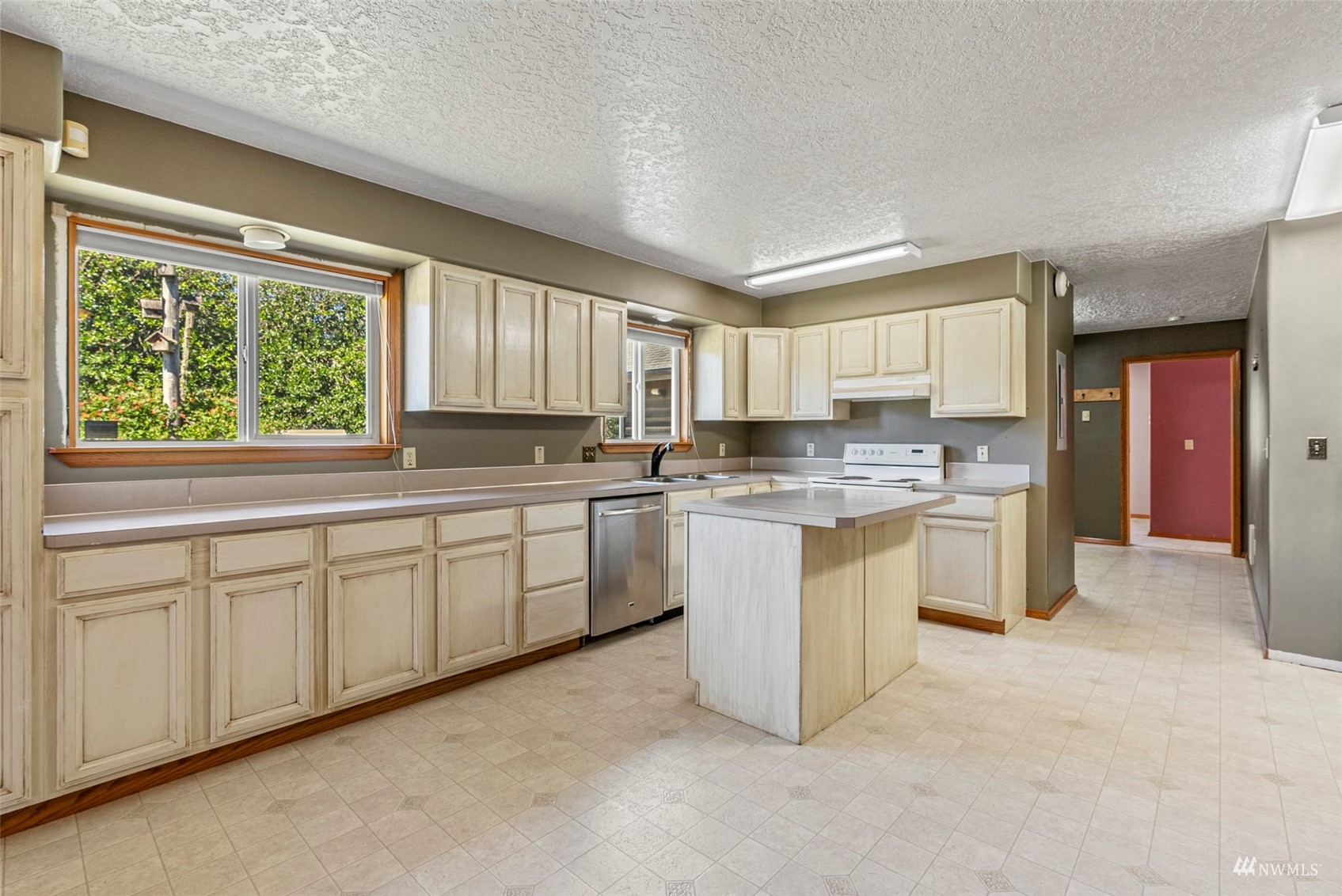 155 Martin Road Silverlake, WA 98645 - Photo 12 of 29 Gallery Image 12