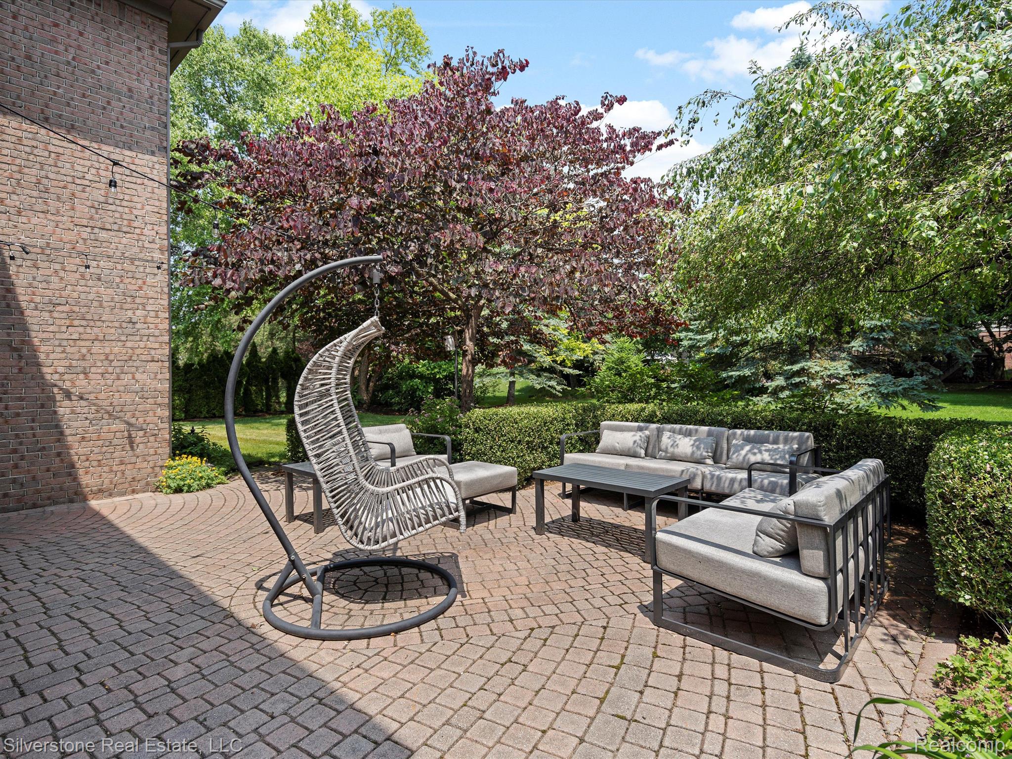 1073 Bloomview Circle Rochester, MI 48307 - Photo 39 of 45 Gallery Image 39