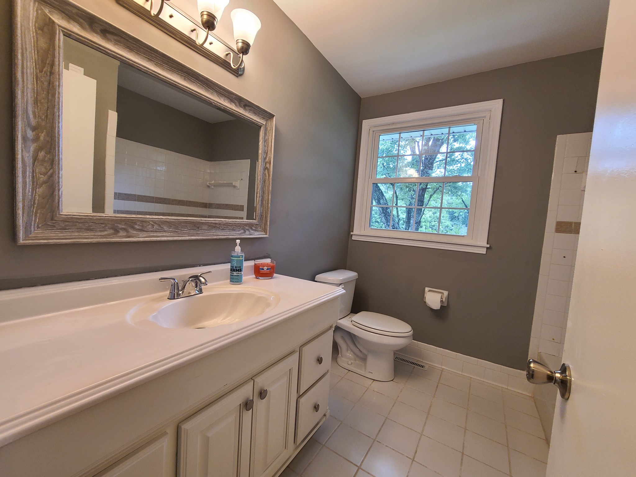 911 Green Valley Road Mount Juliet, TN 37122 - Photo 13 of 36 Gallery Image 13