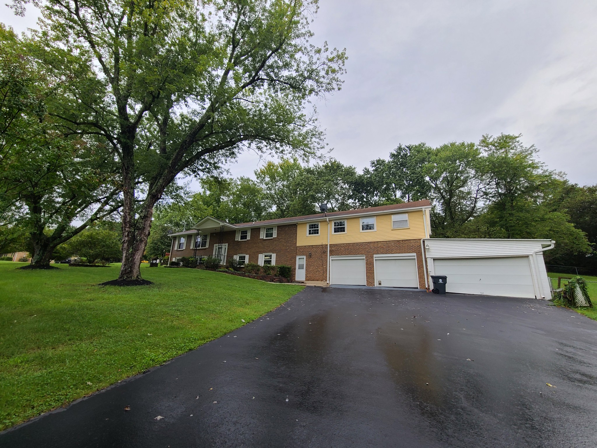 911 Green Valley Road Mount Juliet, TN 37122 - Photo 3 of 36 Gallery Image 3