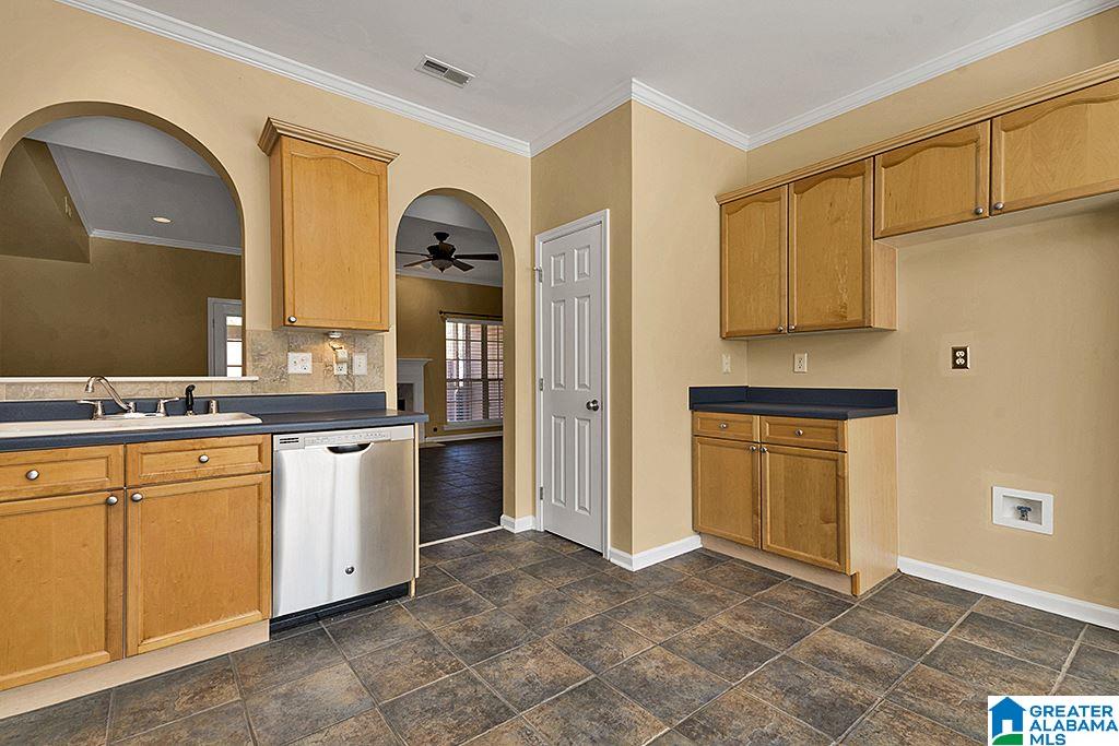 621 Parkside Circle Helena, AL 35080 - Photo 8 of 35