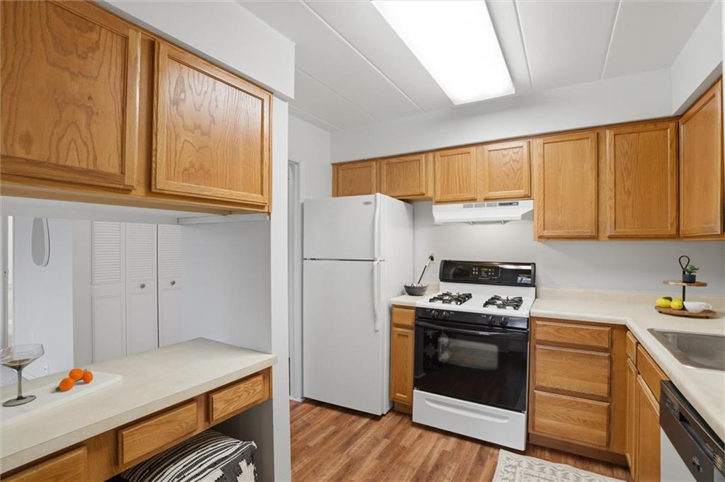 5 Bayard Road, Unit 317 Pittsburgh, PA 15213 - Photo 26 of 40