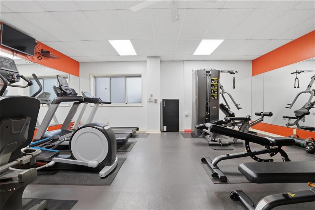 5 Bayard Road, Unit 317 Pittsburgh, PA 15213 - Photo 37 of 40