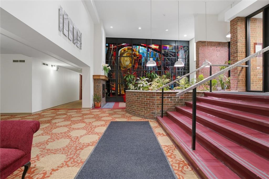 5 Bayard Road, Unit 317 Pittsburgh, PA 15213 - Photo 5 of 40