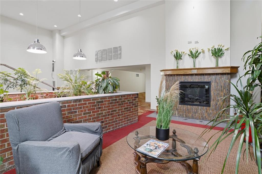 5 Bayard Road, Unit 317 Pittsburgh, PA 15213 - Photo 7 of 40