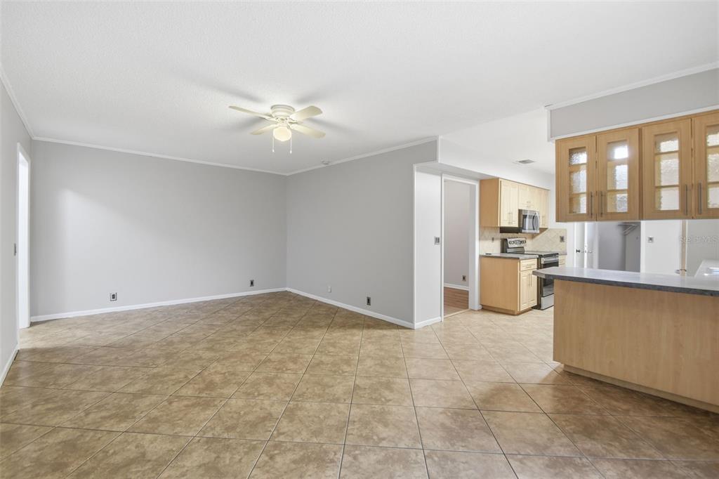 1534 Lagoon Road Lakeland, FL 33803 - Photo 10 of 40