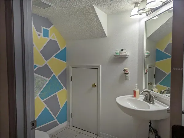 $2,200 | 10740 Keys Gate Drive, Riverview, FL 33579