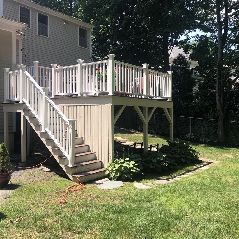 131 Prospect Street Wakefield, MA 01880 - Photo 4 of 12