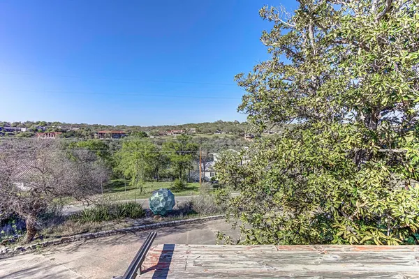$320,000 | 507 Los Escondidos, Marble Falls, TX 78654