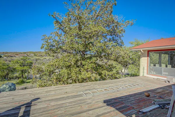 $320,000 | 507 Los Escondidos, Marble Falls, TX 78654