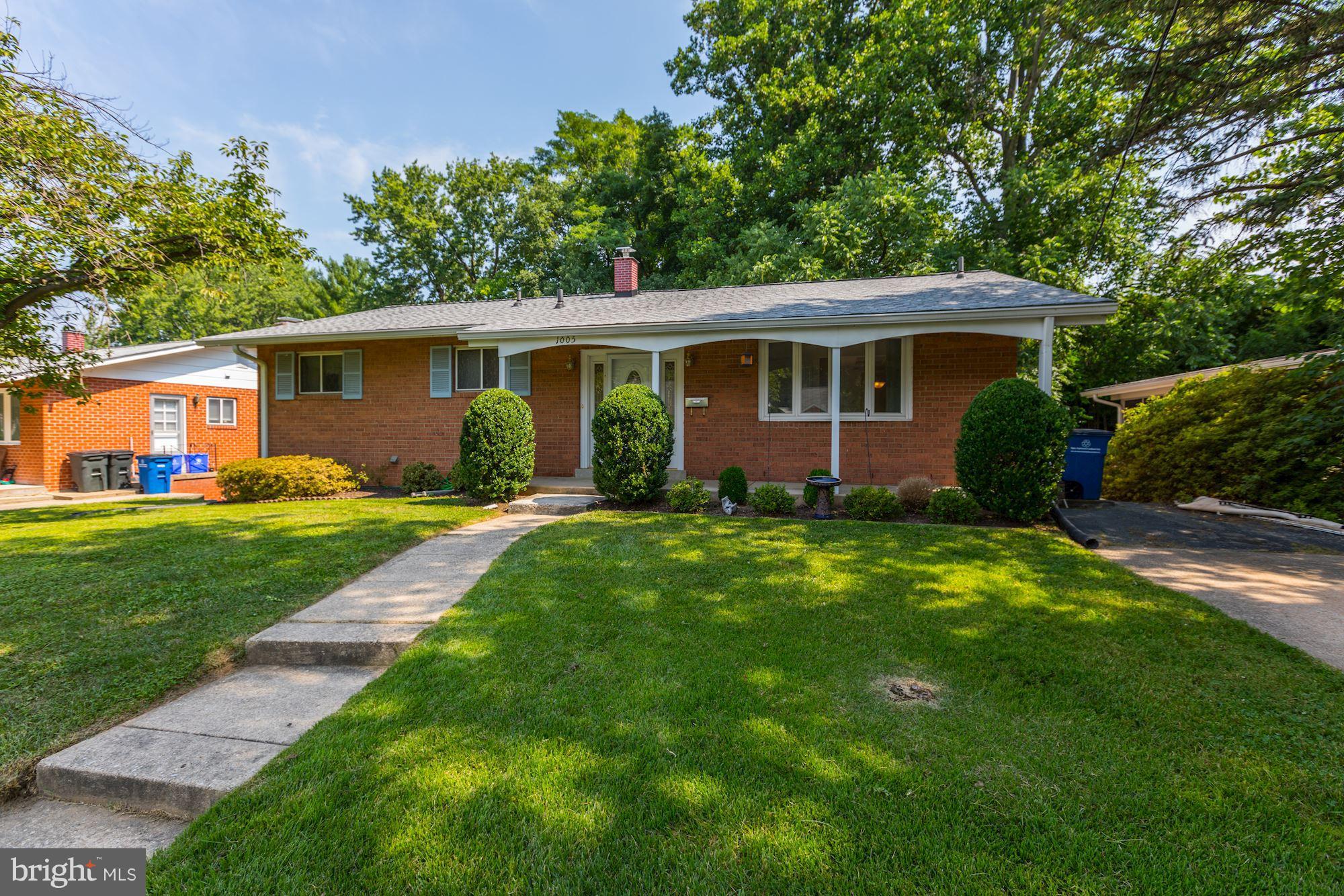 1005 North Belgrade Road Silver Spring, MD 20902 - Photo 2 of 25 Exterior (Front)