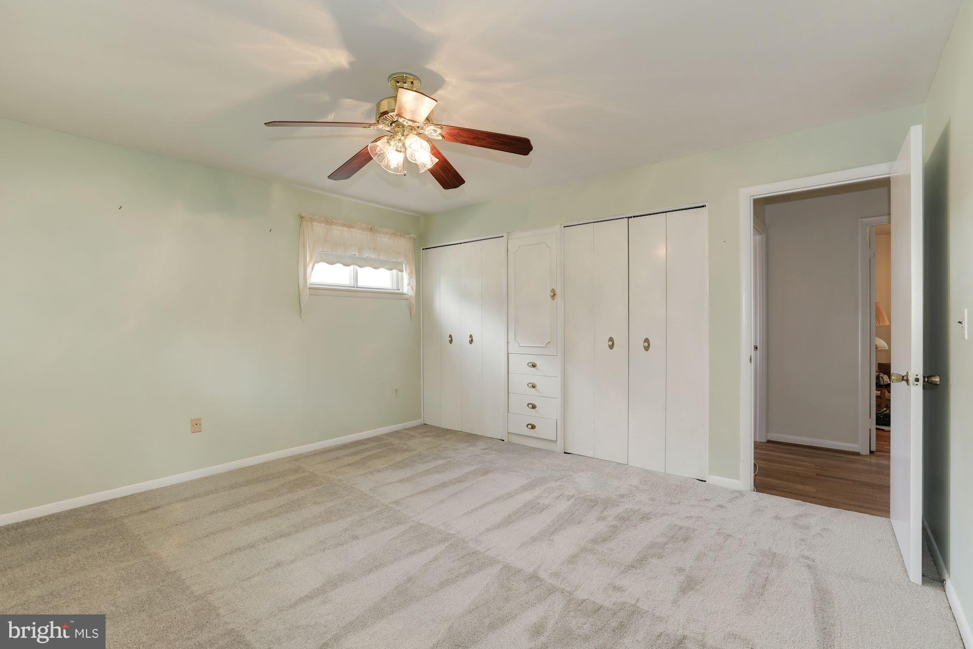 1005 North Belgrade Road Silver Spring, MD 20902 - Photo 12 of 25 Bedroom (Master) - Closet