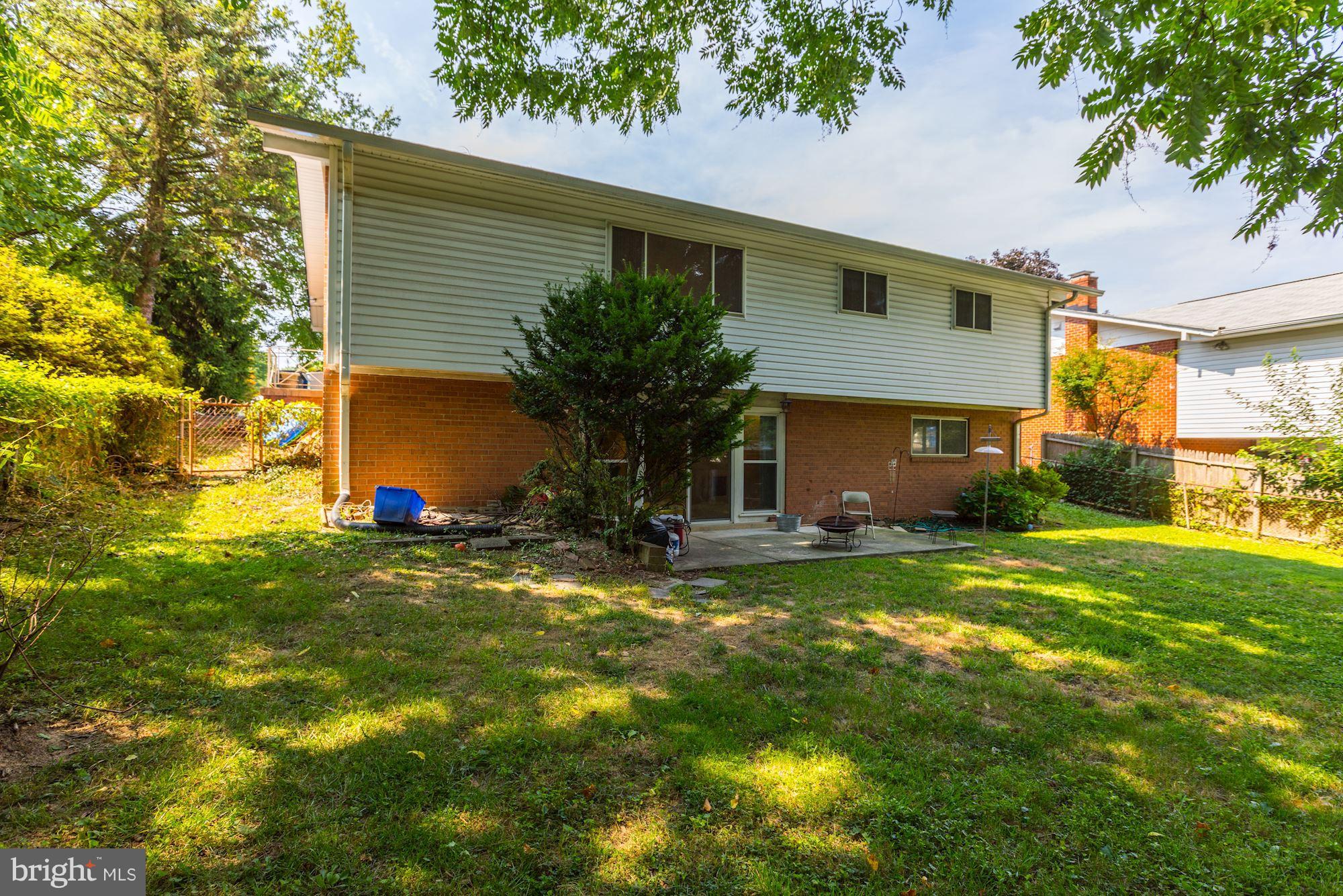 1005 North Belgrade Road Silver Spring, MD 20902 - Photo 24 of 25 Exterior (Rear)