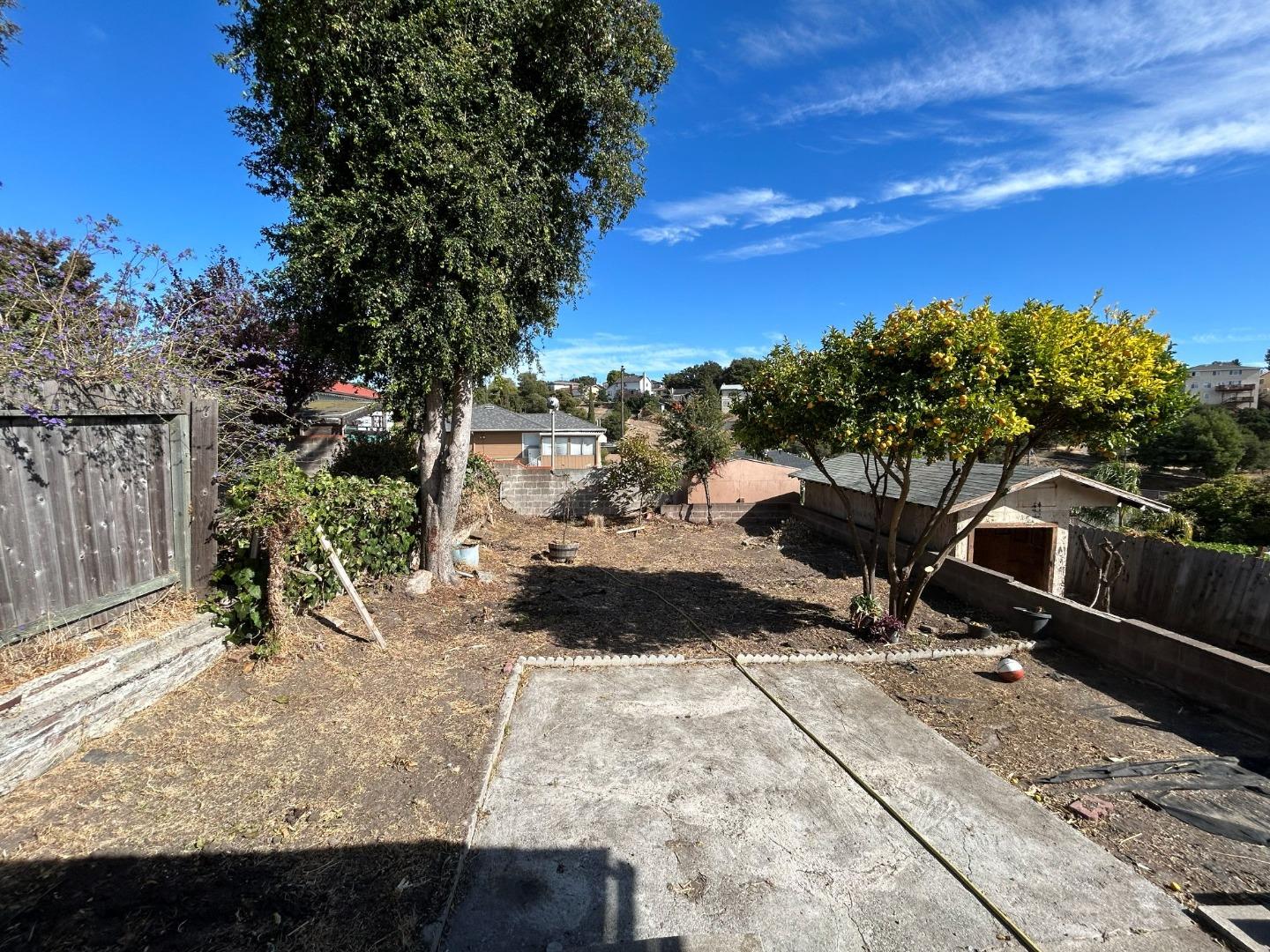 551 Vallejo Avenue Rodeo, CA 94572 - Photo 20 of 25 Gallery Image 20