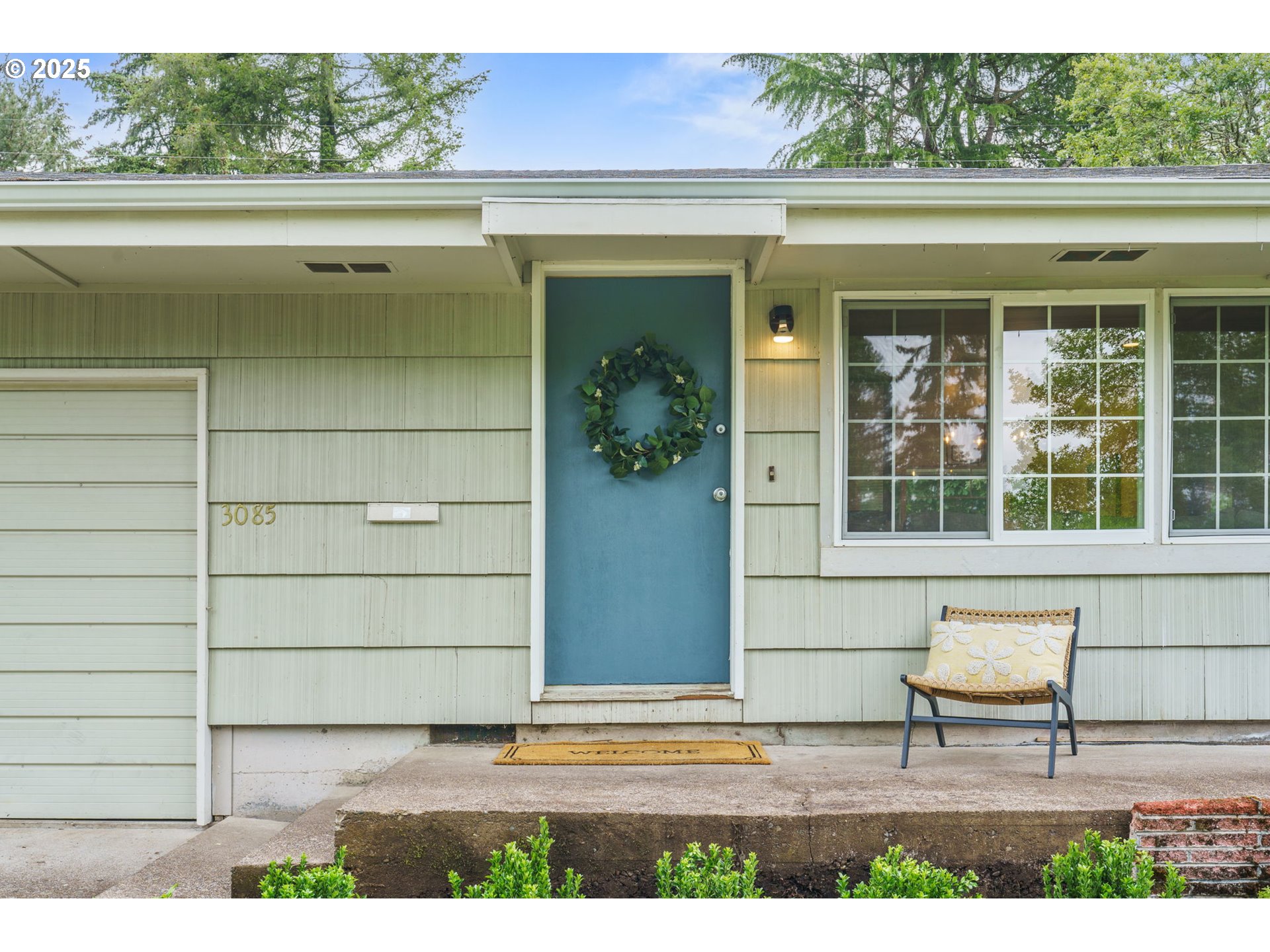 3085 University Street Eugene, OR 97405 - Photo 2 of 20