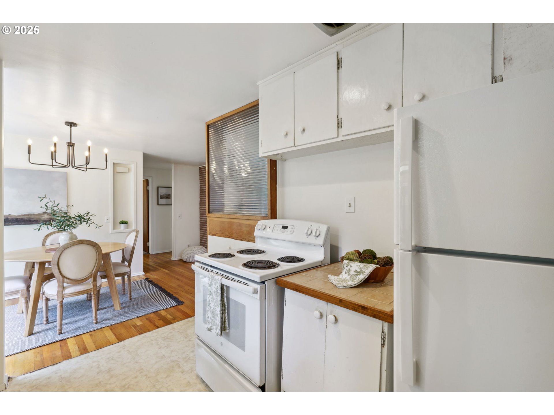 3085 University Street Eugene, OR 97405 - Photo 10 of 20