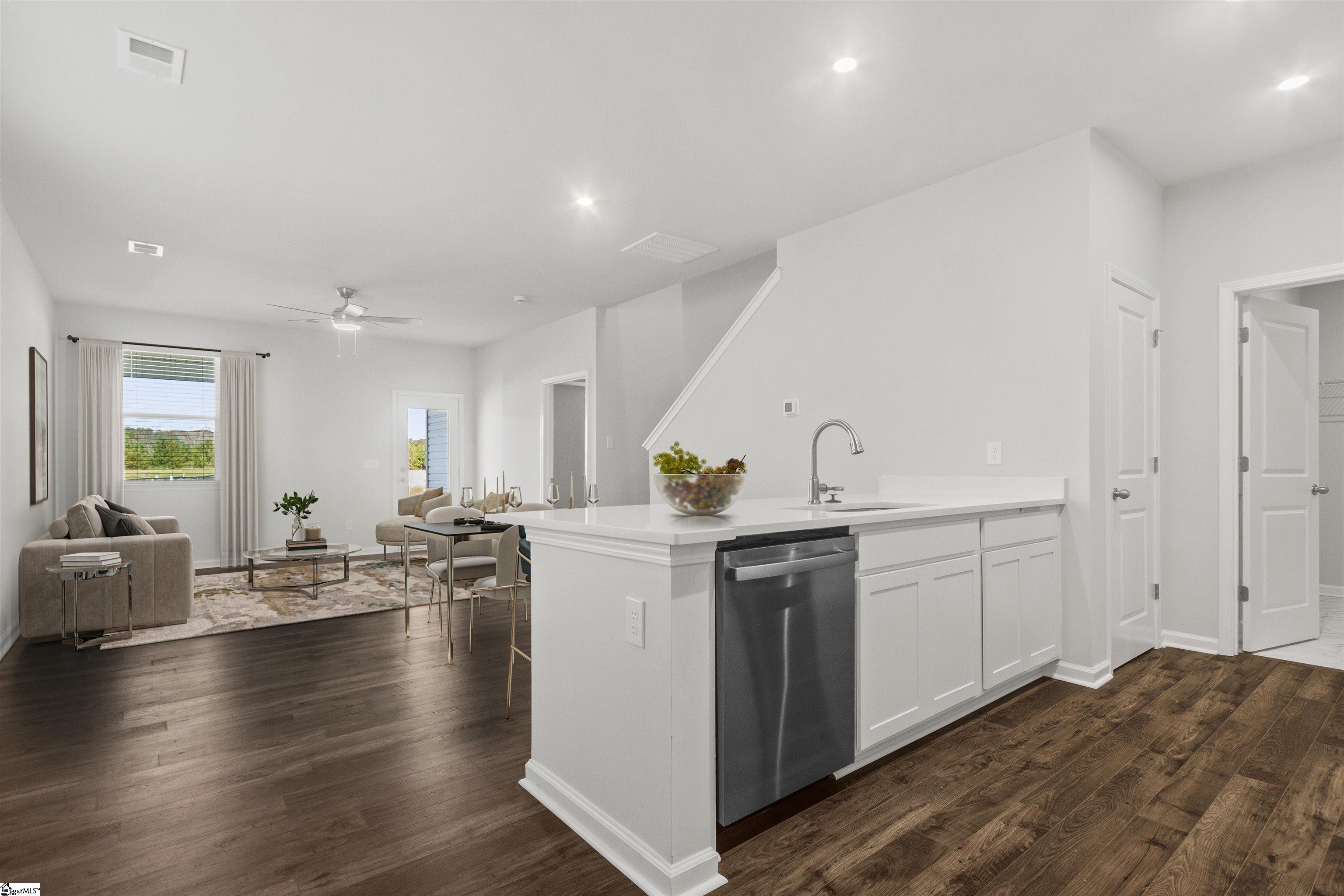 406 Mariene Drive Greenville, SC 29607 - Photo 12 of 20